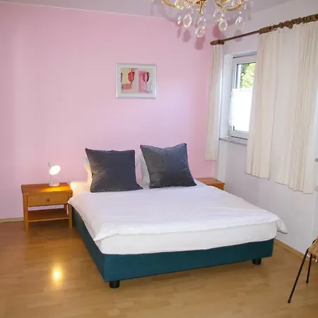 Ferienhaus Waldrand-2